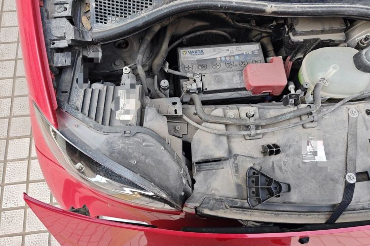 Used smart fortwo 2018 1.0L 52kW Hardtop Dynamic Version China V Engine Bay Right