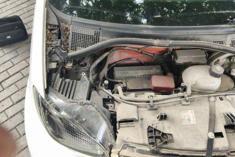 Used smart fortwo 2018 1.0L 52kW Hardtop Dynamic Version China V Engine Bay Right