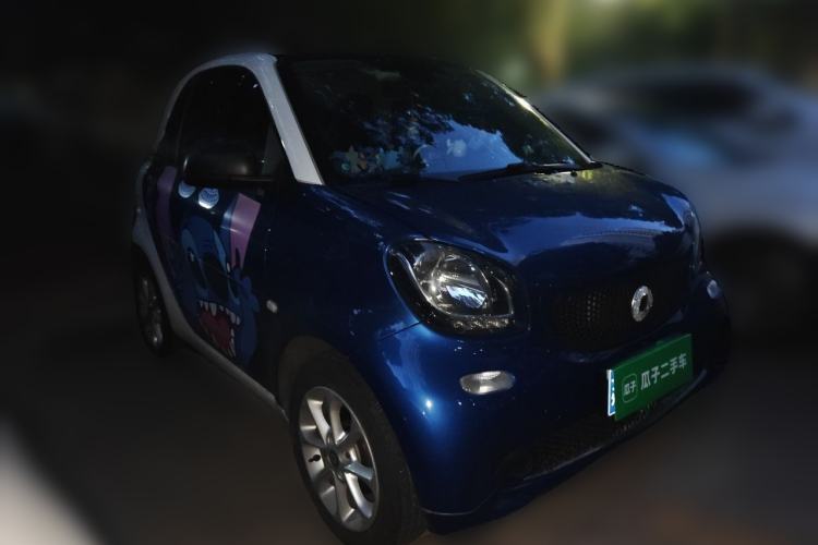 Used smart fortwo 2018 1.0L 52kW Hardtop Dynamic Version China V Front Right 45 Deg