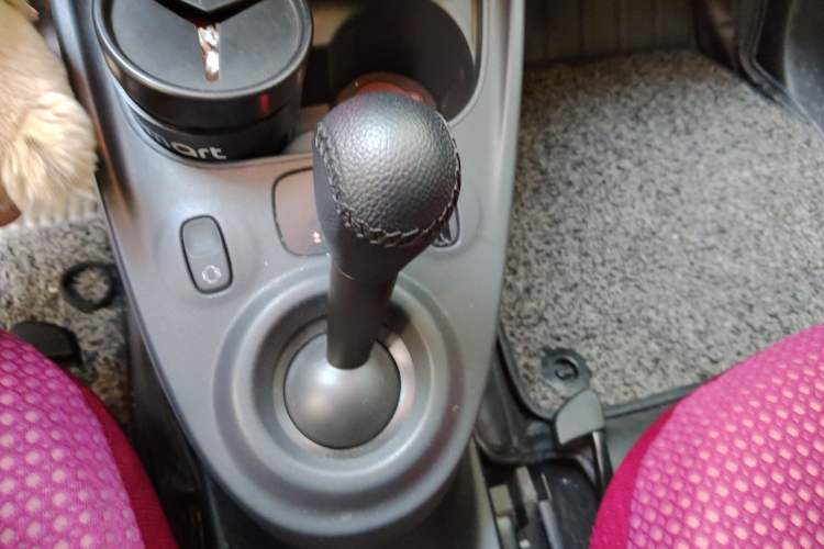 Used smart fortwo 2018 1.0L 52kW Hardtop Passion Edition China V Standard Gear Lever