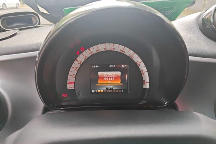 Used smart fortwo 2018 1.0L 52kW Hardtop Passion Edition China V Standard Instrument Cluster