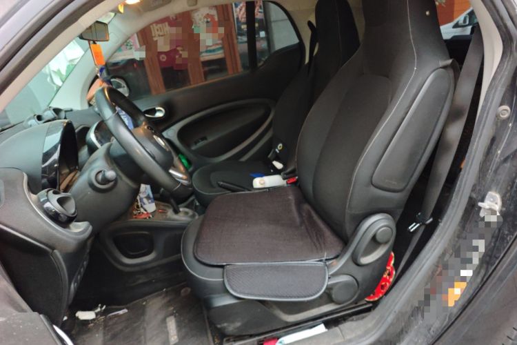 Used smart fortwo 2018 1.0L 52kW Hardtop Passion Edition China V Standard Left Front Seat