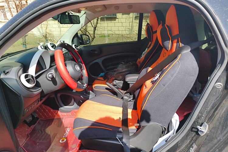 Used smart fortwo 2018 1.0L 52kW Hardtop Dynamic Version China V Left Front Seat