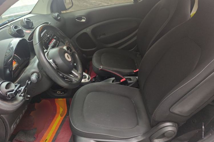 Used smart fortwo 2018 1.0L 52kW Hardtop Passion Edition China V Standard Left Front Seat