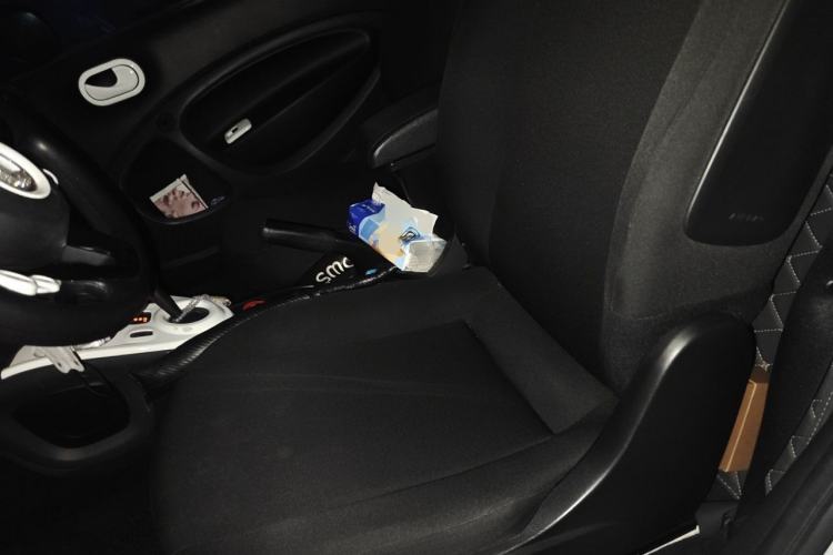 Used smart fortwo 2018 1.0L 52kW Hardtop Dynamic Version China V Left Rear Seat