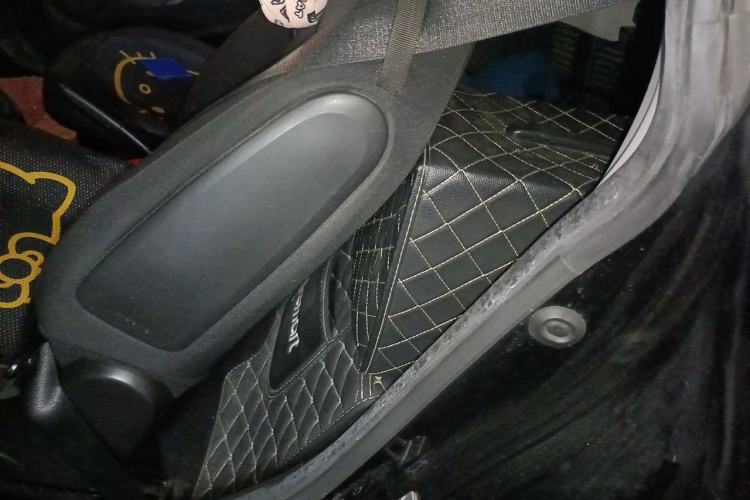 Used smart fortwo 2018 1.0L 52kW Hardtop Dynamic Version China V Left Rear Seat