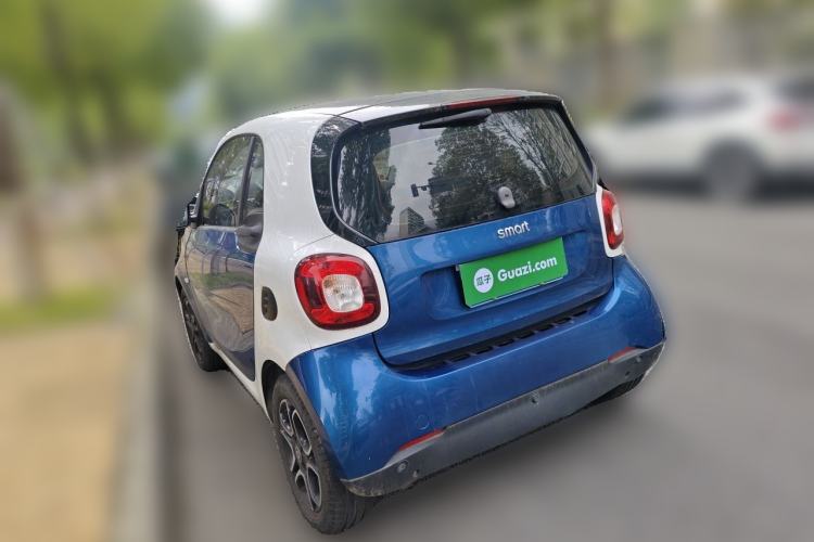 Used smart fortwo 2018 0.9T 66 kW Hardtop Sharp Edition China V Rear Left 45 Deg