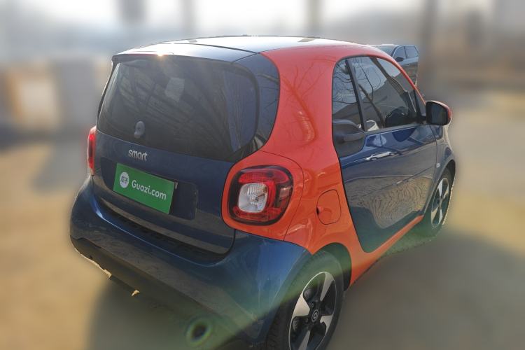 Used smart fortwo 2018 1.0L 52kW Hardtop Passion Edition China V Standard Rear Right 45 Deg