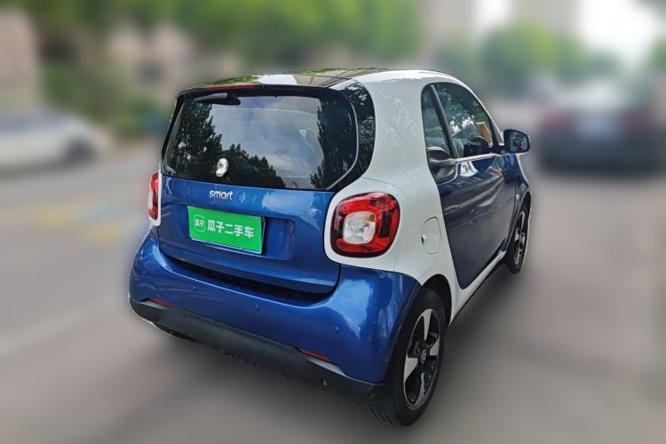Used smart fortwo 2018 1.0L 52kW Hardtop Passion Edition China V Standard Rear Right 45 Deg