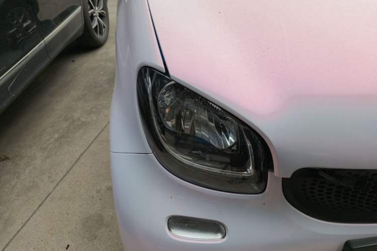 Used smart fortwo 2018 1.0L 52kW Hardtop Dynamic Version China V Right Front Headlight