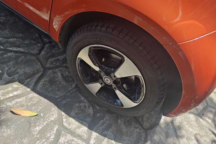 Used smart fortwo 2018 1.0L 52kW Hardtop Passion Edition China V Standard Right Front Wheel Hub