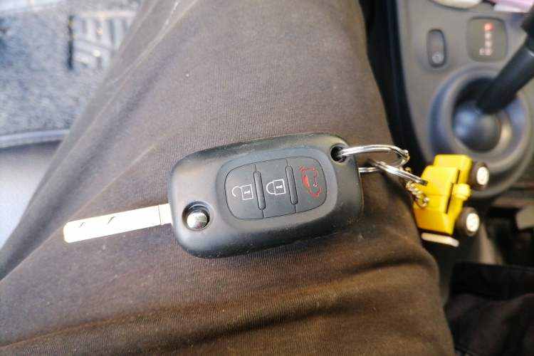 Used smart fortwo 2018 1.0L 52 kW Yaojin Special Edition China V Standard Vehicle Key