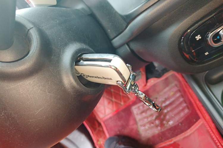 Used smart fortwo 2018 1.0L 52kW Hardtop Dynamic Version China V Vehicle Key