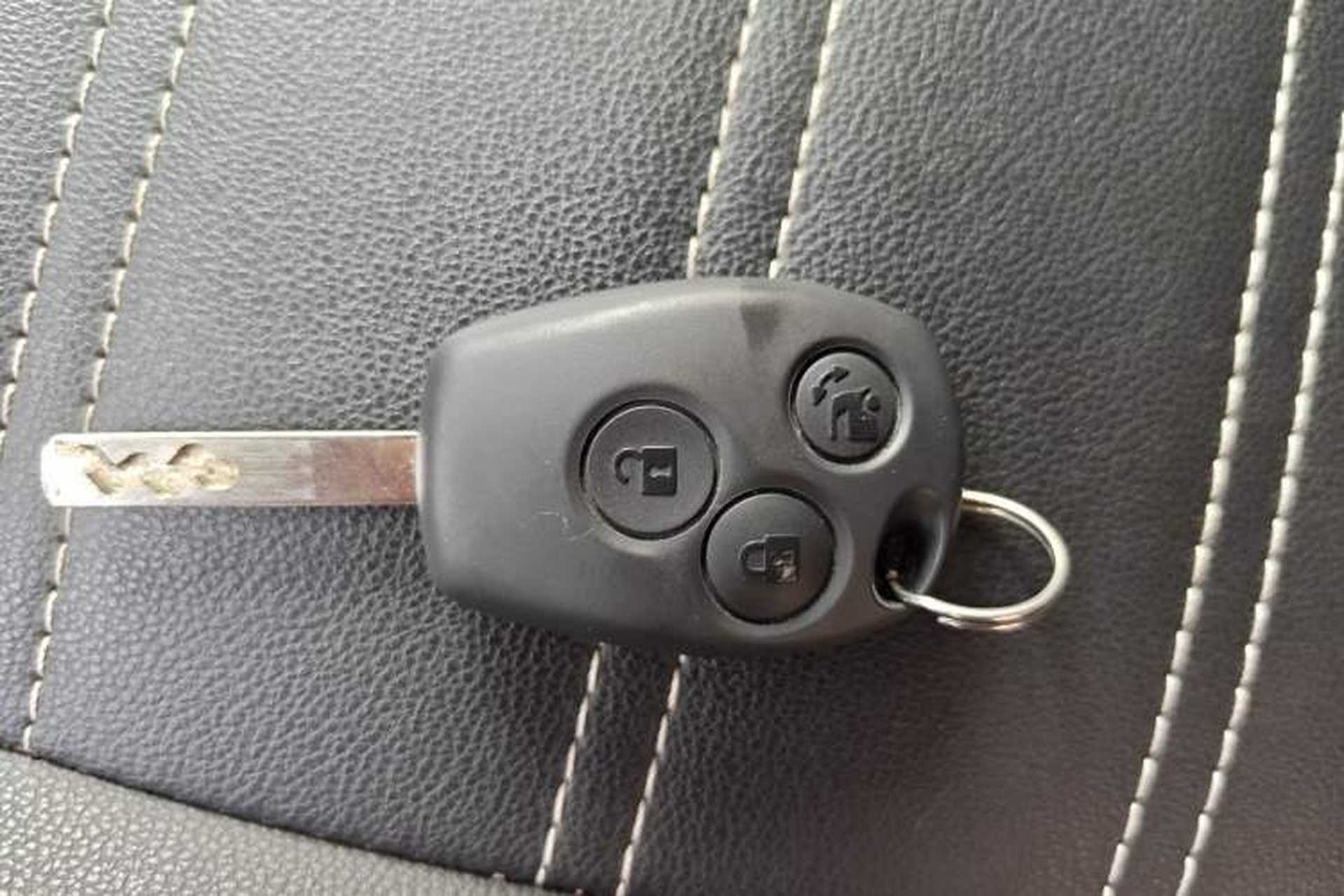 Used smart fortwo 2018 1.0L 52kW Hardtop Dynamic Version China V Vehicle Key