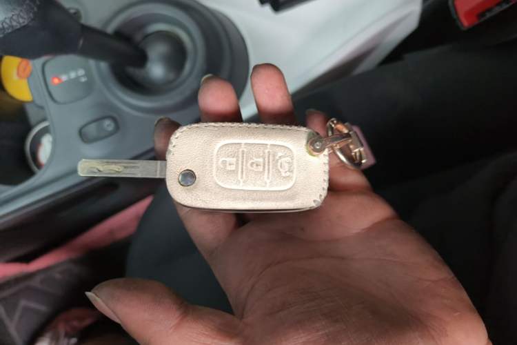Used smart fortwo 2018 1.0L 52kW Hardtop Dynamic Version China V Vehicle Key