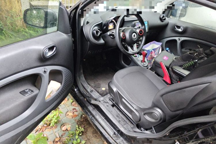 Used smart fortwo 2018 1.0L 52kW Hardtop Passion Edition China V Standard Driver Seat