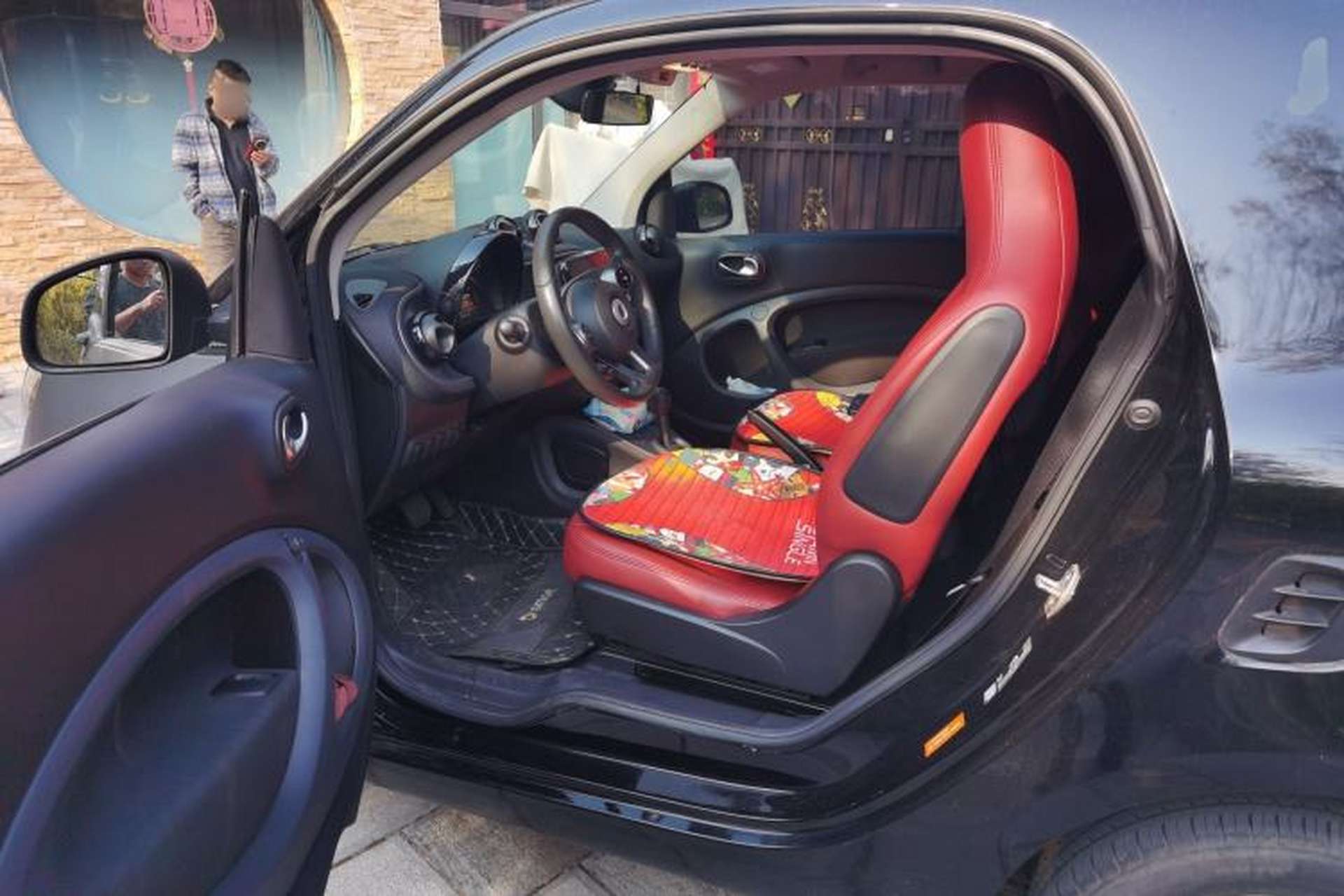 Used smart fortwo 2018 1.0L 52kW Hardtop Passion Edition China V Standard Driver Seat