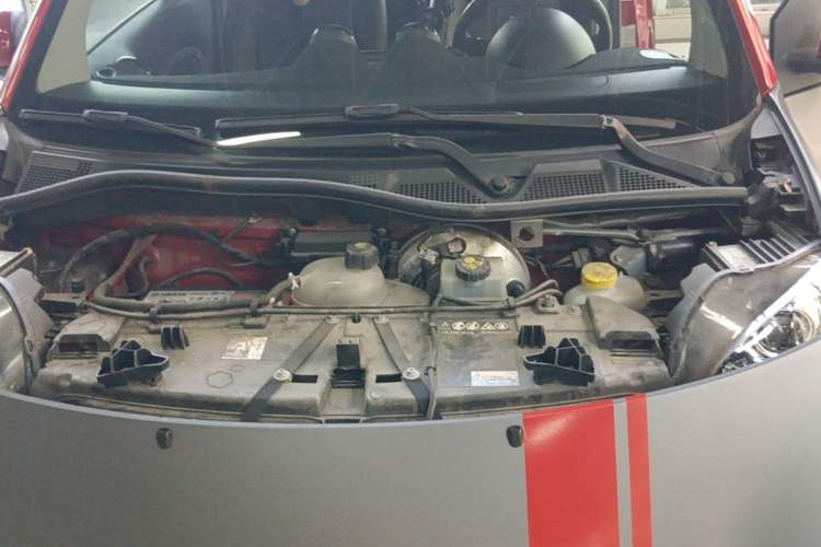 Used smart fortwo 2018 1.0L 52kW Hardtop Passion Edition China V Standard Engine Bay