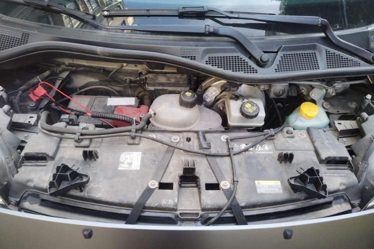 Used smart fortwo 2018 1.0L 52 kW Yaojin Special Edition China V Standard Engine Bay