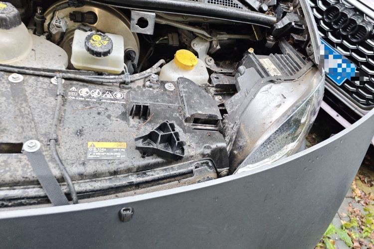 Used smart fortwo 2018 1.0L 52kW Hardtop Passion Edition China V Standard Engine Bay Left
