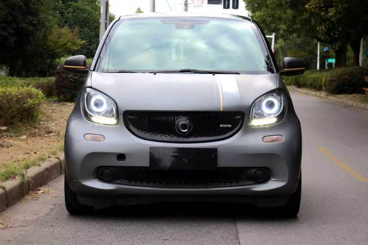 Used smart fortwo 2018 1.0L 52kW Hardtop Passion Edition China V Standard Exterior 1
