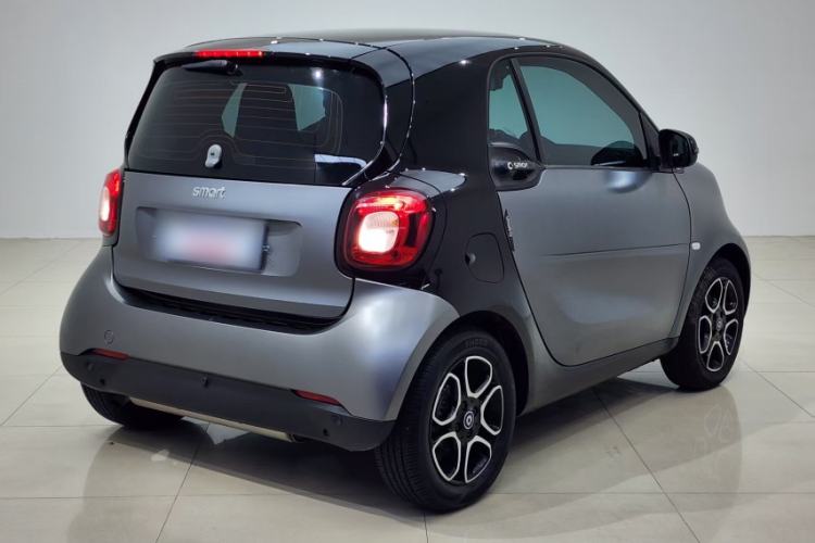Used smart fortwo 2018 0.9T 66kW Hardtop Pioneer Edition China V Emission Standard Exterior 1