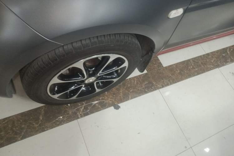 Used smart fortwo 2018 1.0L 52kW Hardtop Passion Edition China V Standard Exterior 4
