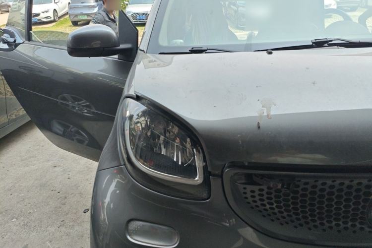 Used smart fortwo 2018 0.9T 66 kW Yao Titan Special Edition China V Standard Exterior 6