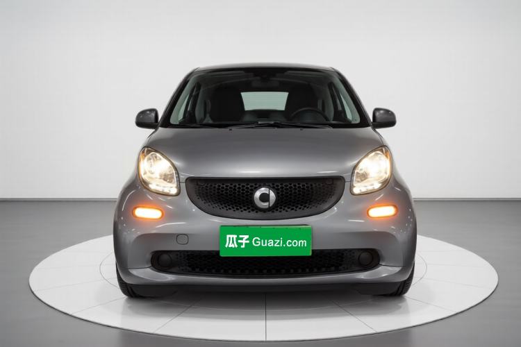 Used smart fortwo 2018 1.0L 52kW Hardtop Dynamic Version China V Front