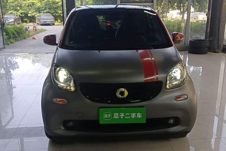 Used smart fortwo 2018 1.0L 52kW Hardtop Passion Edition China V Standard Front