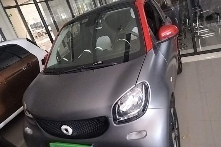 Used smart fortwo 2018 1.0L 52kW Hardtop Passion Edition China V Standard Front