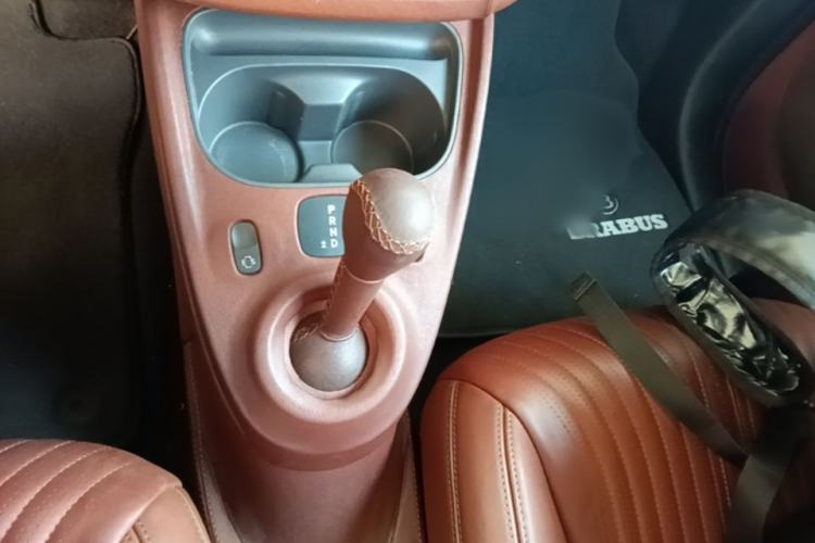 Used smart fortwo 2018 1.0L 52kW Hardtop Dynamic Version China V Gear Lever