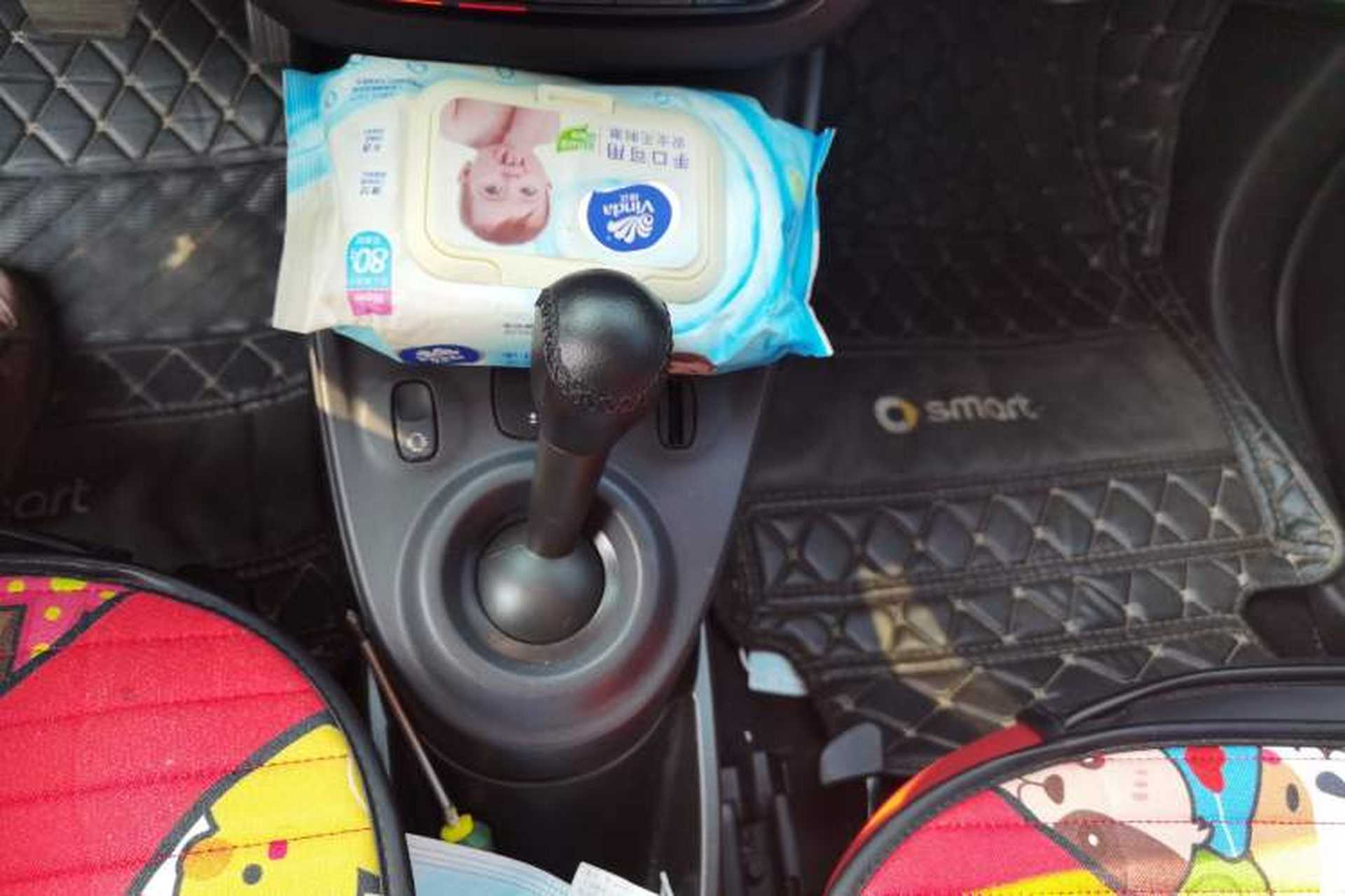 Used smart fortwo 2018 1.0L 52kW Hardtop Passion Edition China V Standard Gear Lever