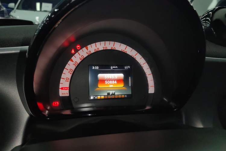 Used smart fortwo 2018 1.0L 52kW Hardtop Passion Edition China V Standard Instrument Cluster
