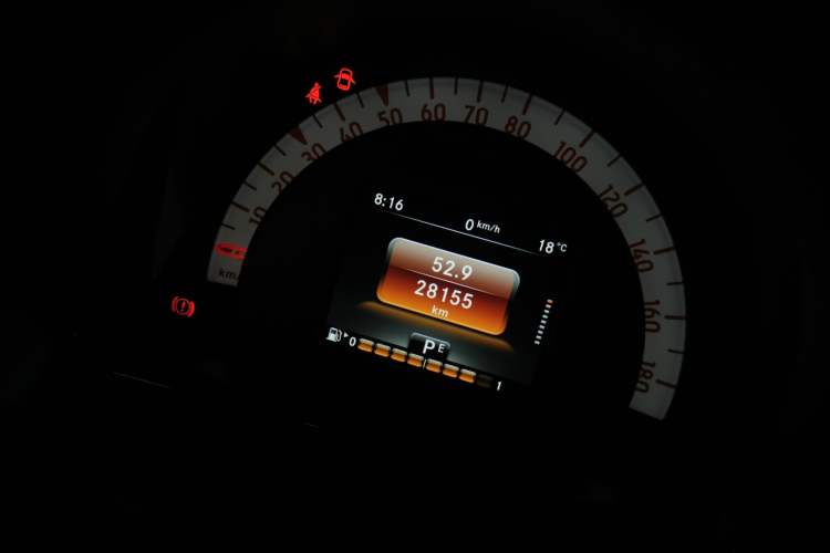 Used smart fortwo 2018 1.0L 52kW Convertible Passion Edition China V Standard Instrument Cluster