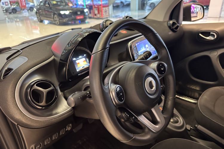 Used smart fortwo 2018 1.0L 52kW Hardtop Passion Edition China V Standard Interior 2