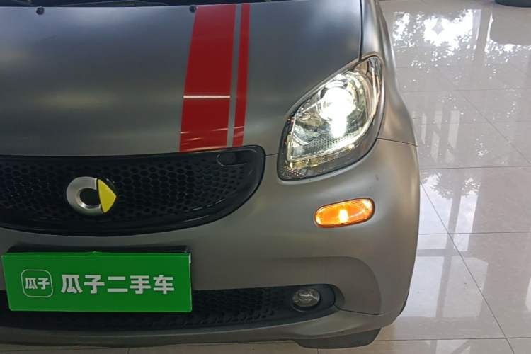 Used smart fortwo 2018 1.0L 52kW Hardtop Passion Edition China V Standard Left Front Headlight
