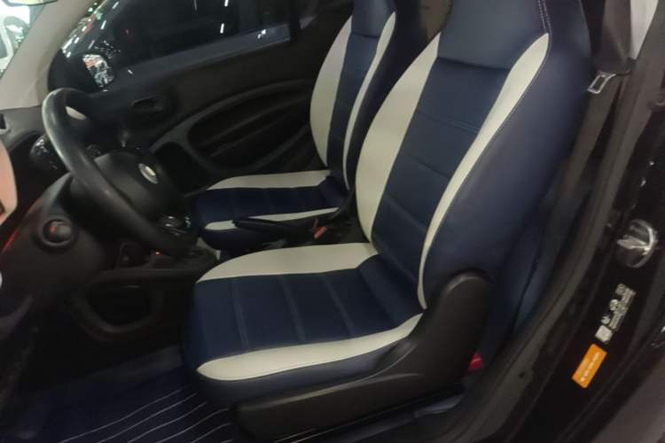Used smart fortwo 2018 1.0L 52kW Hardtop Dynamic Version China V Left Front Seat