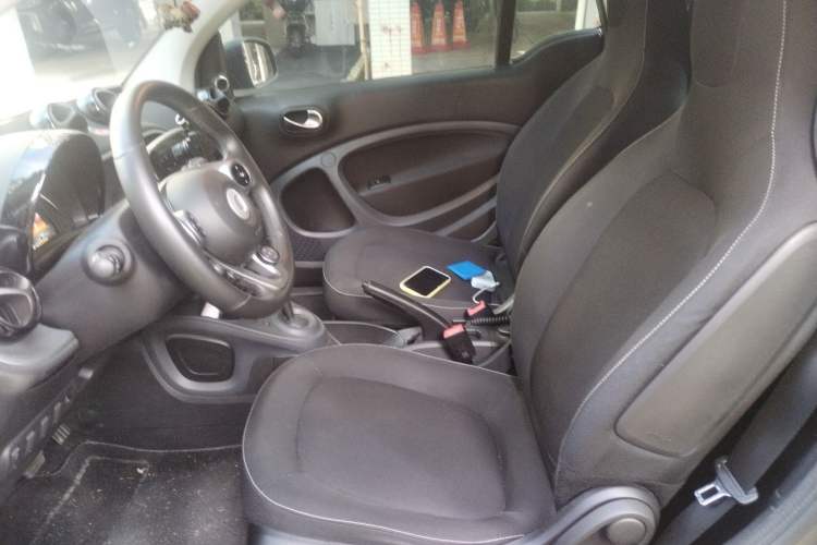 Used smart fortwo 2018 1.0L 52 kW Yaojin Special Edition China V Standard Left Front Seat