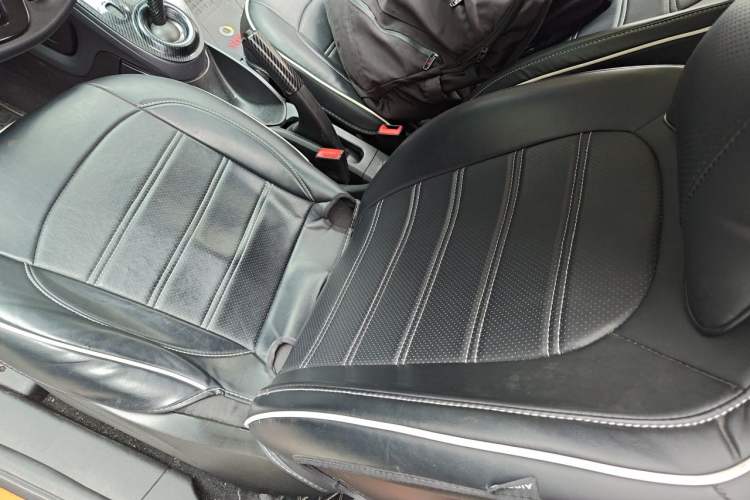 Used smart fortwo 2018 1.0L 52kW Hardtop Dynamic Version China V Left Front Seat
