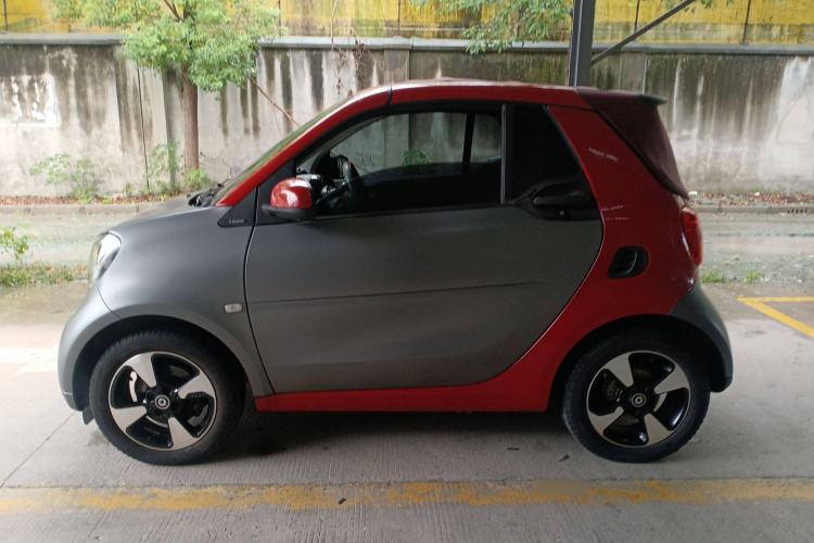 Used smart fortwo 2018 1.0L 52kW Convertible Passion Edition China V Standard Left Side
