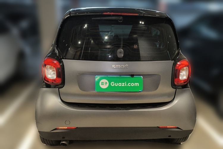 Used smart fortwo 2018 1.0L 52kW Hardtop Passion Edition China V Standard Rear