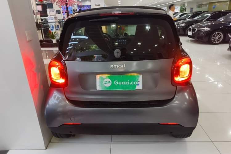 Used smart fortwo 2018 1.0L 52kW Hardtop Dynamic Version China V Rear