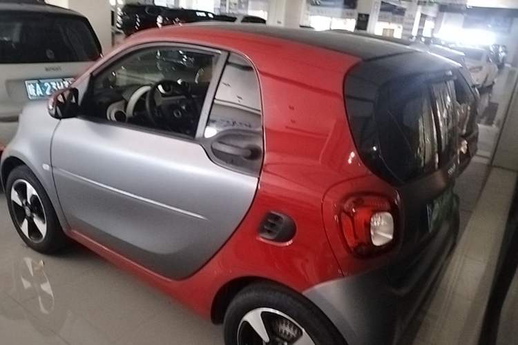 Used smart fortwo 2018 1.0L 52kW Hardtop Passion Edition China V Standard Rear Left 45 Deg