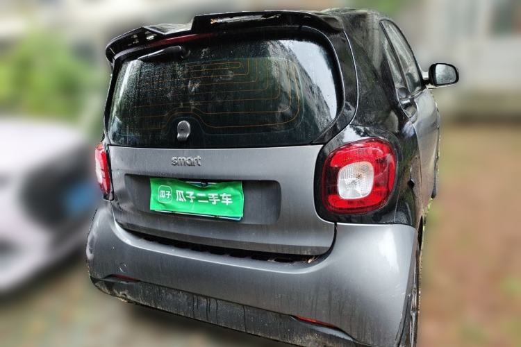 Used smart fortwo 2018 1.0L 52kW Hardtop Passion Edition China V Standard Rear