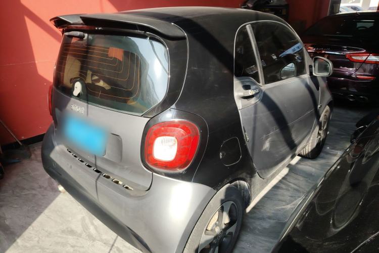 Used smart fortwo 2018 1.0L 52kW Hardtop Passion Edition China V Standard Rear Right 45 Deg