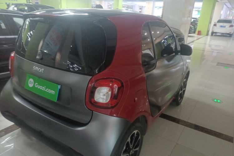 Used smart fortwo 2018 1.0L 52kW Hardtop Passion Edition China V Standard Rear Right 45 Deg