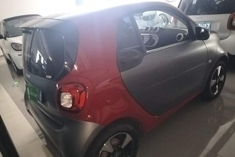 Used smart fortwo 2018 1.0L 52kW Hardtop Passion Edition China V Standard Rear Right 45 Deg