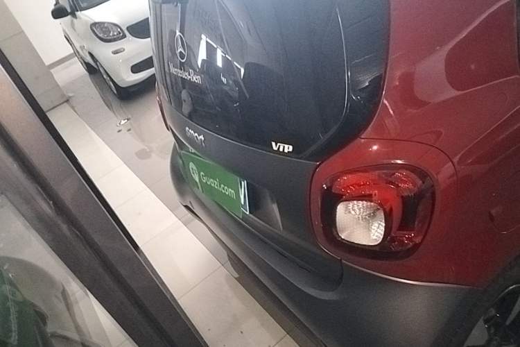 Used smart fortwo 2018 1.0L 52kW Hardtop Passion Edition China V Standard Rear