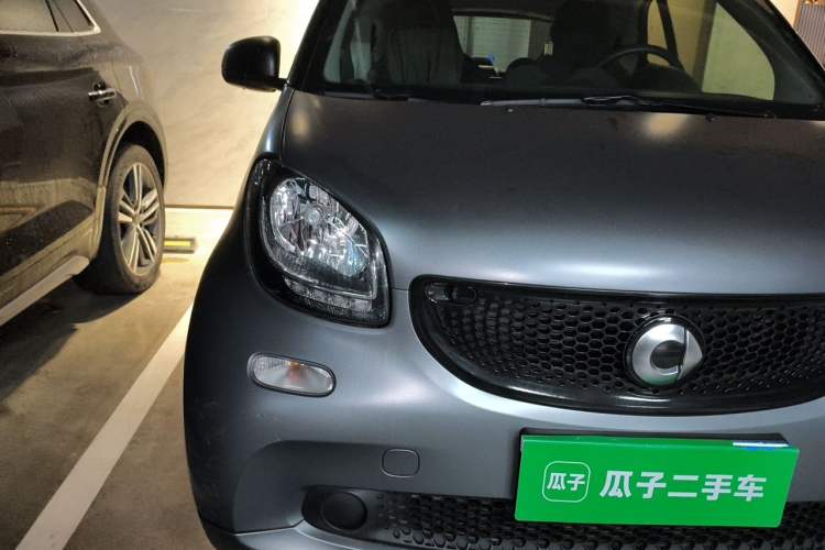 Used smart fortwo 2018 1.0L 52kW Hardtop Passion Edition China V Standard Right Front Headlight